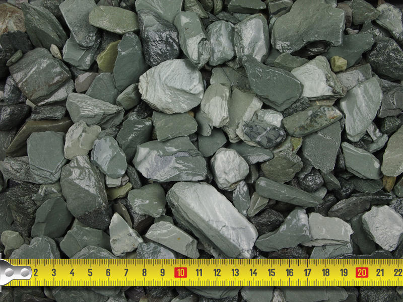 Green Slate Chippings 20mm (25 Maxi Bags)
