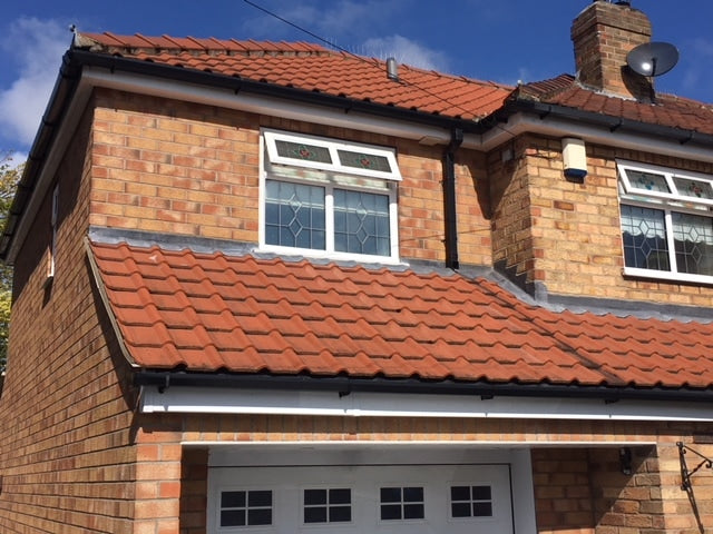 Carlton Flamborough Gold 73mm