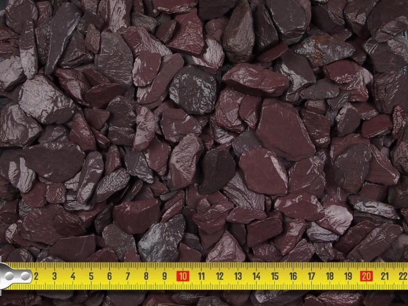 Plum Welsh Slate Chippings 20mm 25/50kg 20kg Bags - Armstrong Cheshire