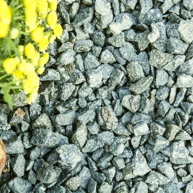 Welsh Green Gravel 20mm 25/50 20kg Bags - Armstrong Cheshire
