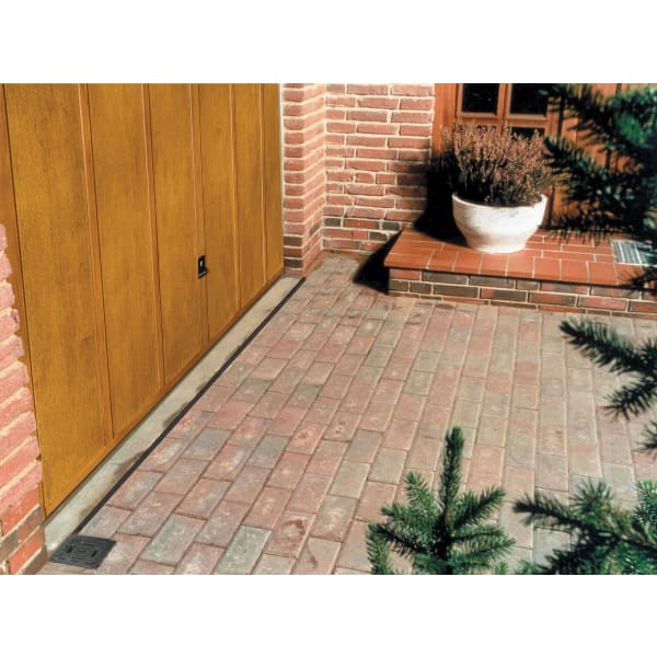 ACO HexDrain Brickslot Drainage Channel with Plastic Slotted Grating 1m