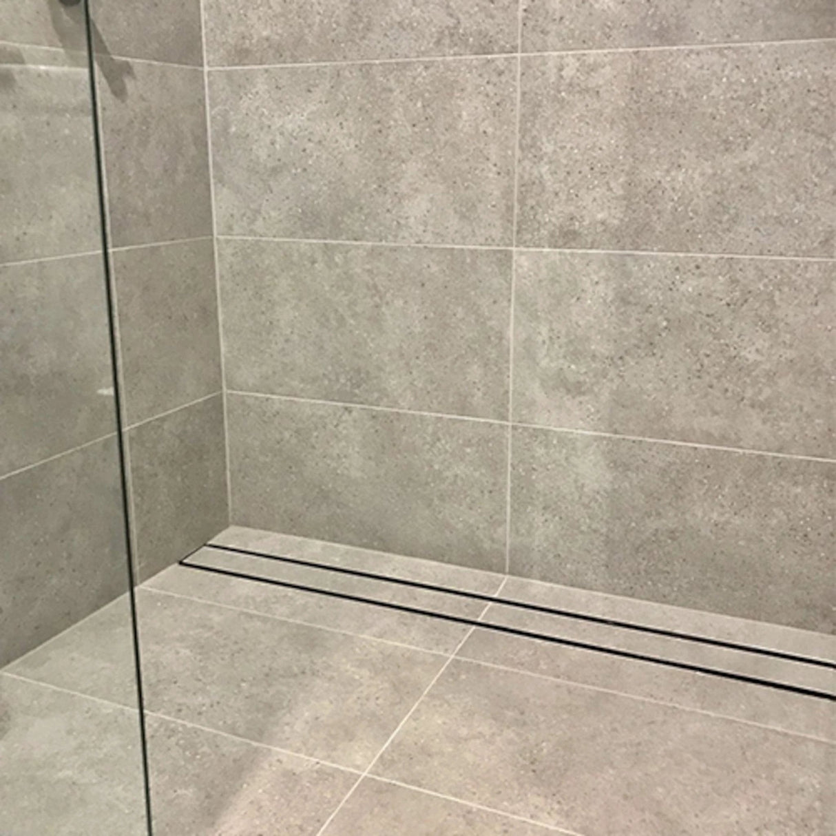Lauxes Aluminium Slimline Tile Insert Linear Shower Drain Grate 26mm - Midnight Black - Armstrong Cheshire