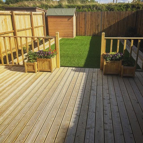 How to Plan Decking for the Garden