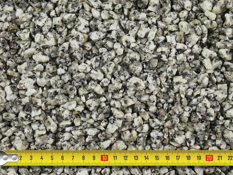 Cornish Silver Granite Gravel 14mm - 25/50 20kg Bags