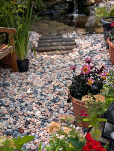 20-50mm Polar Pink Marble Pebbles - Armstrong Cheshire