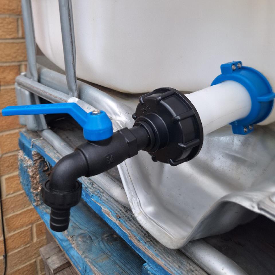 IBC S60x6 M-F Extender Swivel with S60x6 Cap and Tap ½” Barb