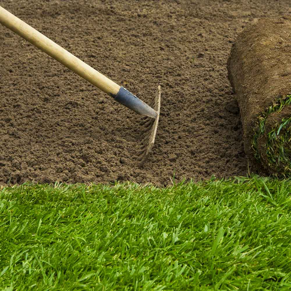 Lawnmix Welsh Topsoil for lush lawns