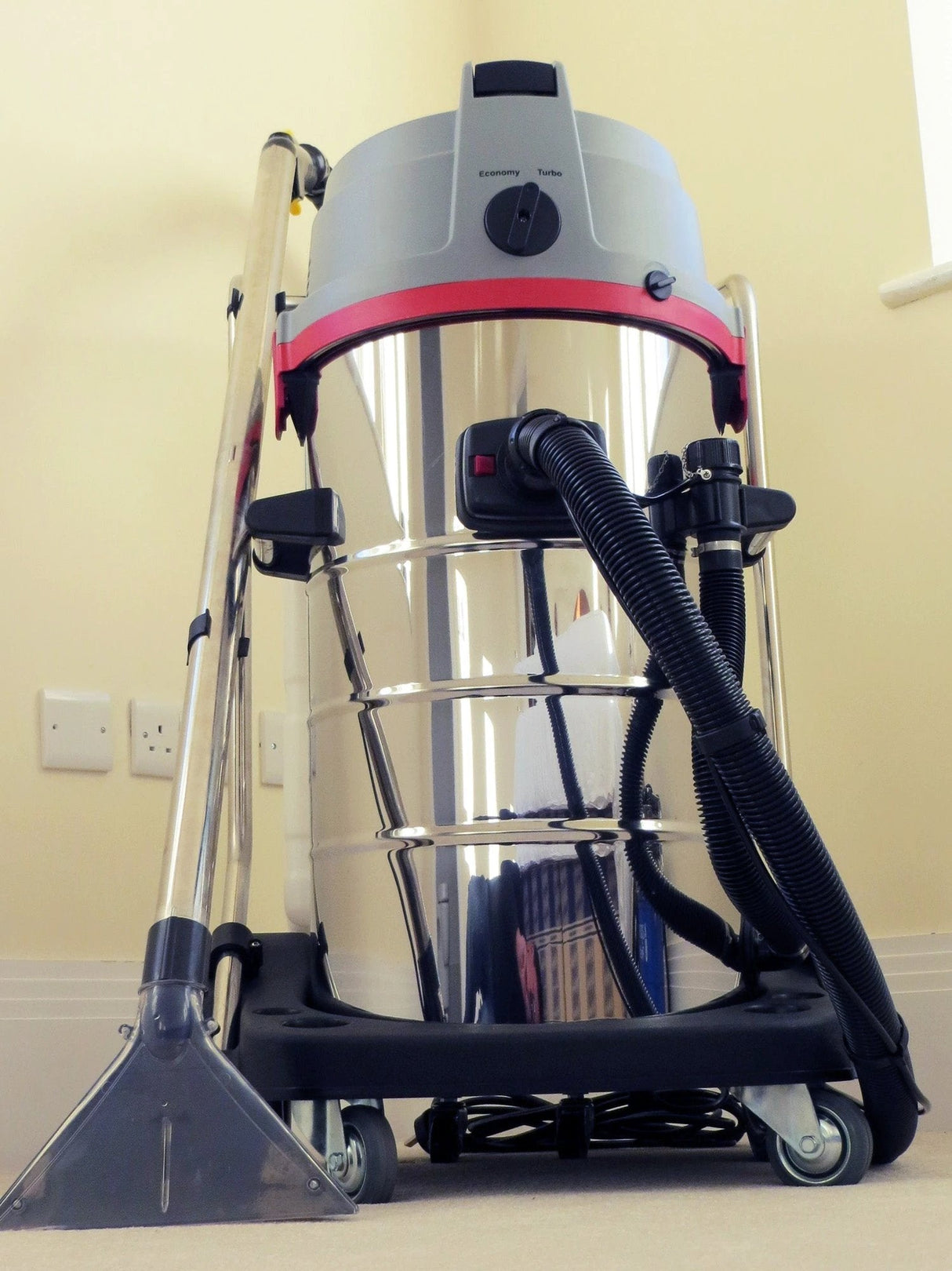 Aquarius Contractor Professional Carpet and Upholstery Cleaner - Armstrong Cheshire