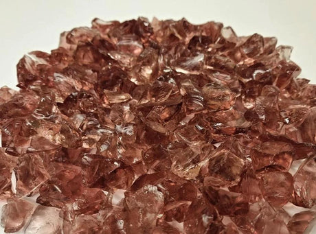 Blush Gold Tumbled Glass Chippings 10-20mm - Armstrong Cheshire