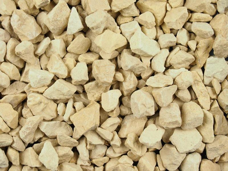 Cream Limestone Chippings 20mm - 800kg Bulk Bag - Armstrong Cheshire