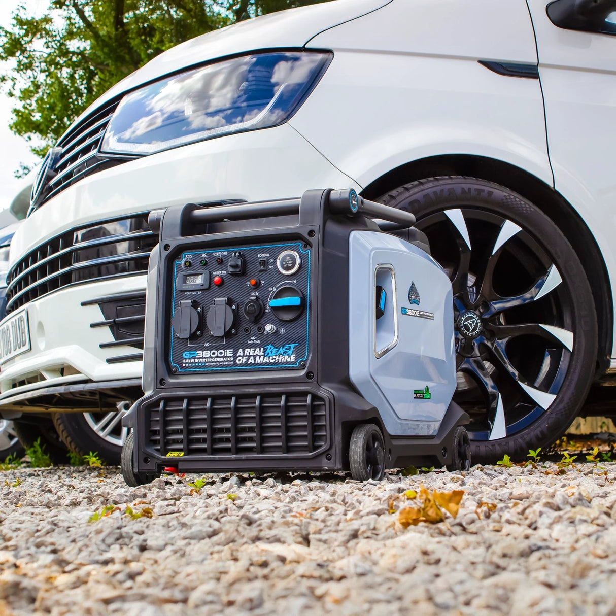 Gorilla Power 3800W Inverter Suitcase Generator with Electric Start - GP3800iE  – Reliable Power On-The-Go - Armstrong Cheshire