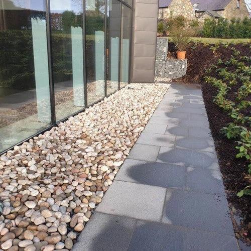Highland Pebbles 50-75mm 20kg Bag Pallet of 49 - Armstrong Cheshire