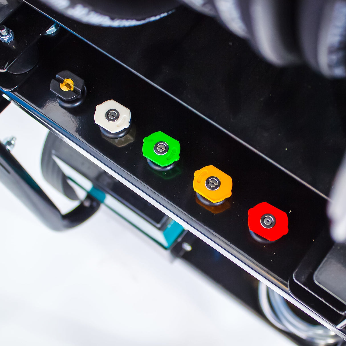 Kiam GORILLA POWER® 3600PSI 15LPM 13HP Petrol Pressure Washer Loncin Engine - Armstrong Cheshire