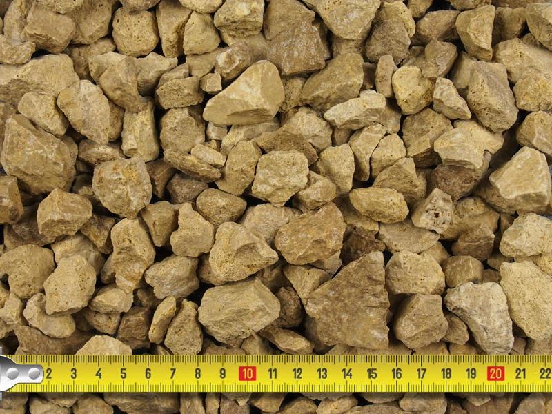 Limestone Cream Gravel 20mm 25/50 20kg Bags - Armstrong Cheshire