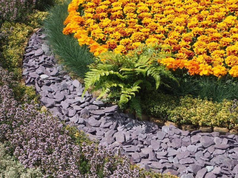 Plum Welsh Slate Chippings 40mm - 800kg Bulk Bags - Armstrong Cheshire