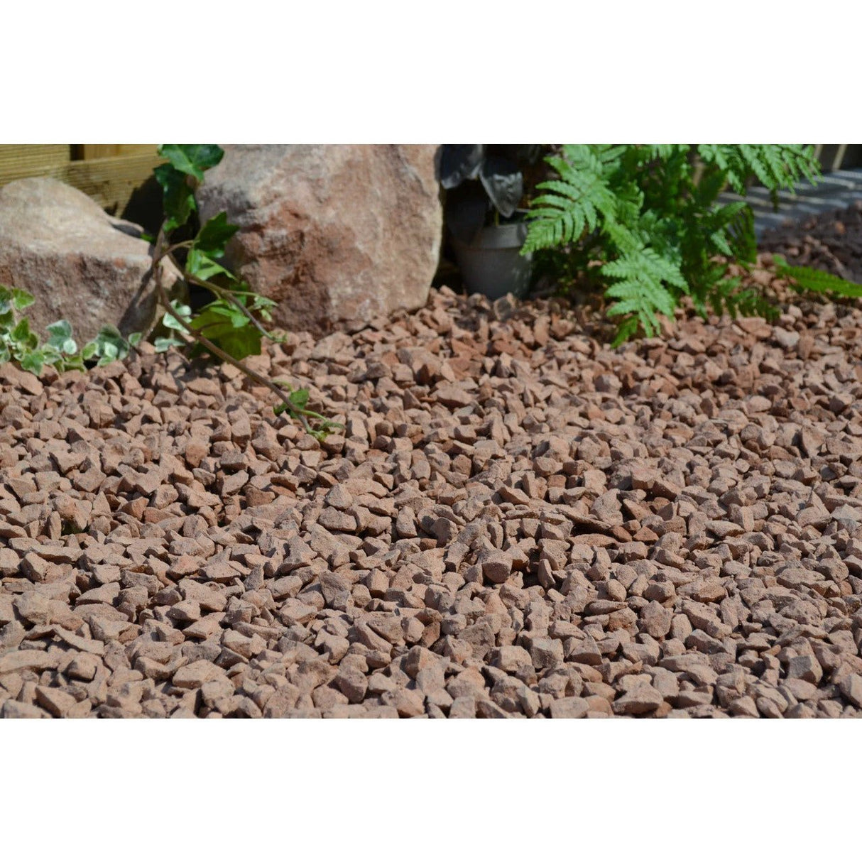 Rose Pink Chippings 20kg Bag Pallet of 49 - Armstrong Cheshire