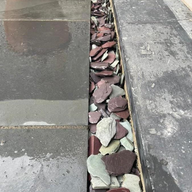Water-Worn Welsh Slate Blend 20-40mm - Armstrong Cheshire