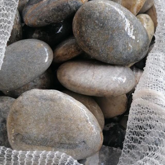 Granite Grey River Cobbles 60-120mm - Armstrong Cheshire