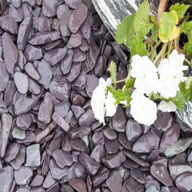 Midnight Blue Slate Chippings 40mm 25/50 20kg Bags - Armstrong Cheshire