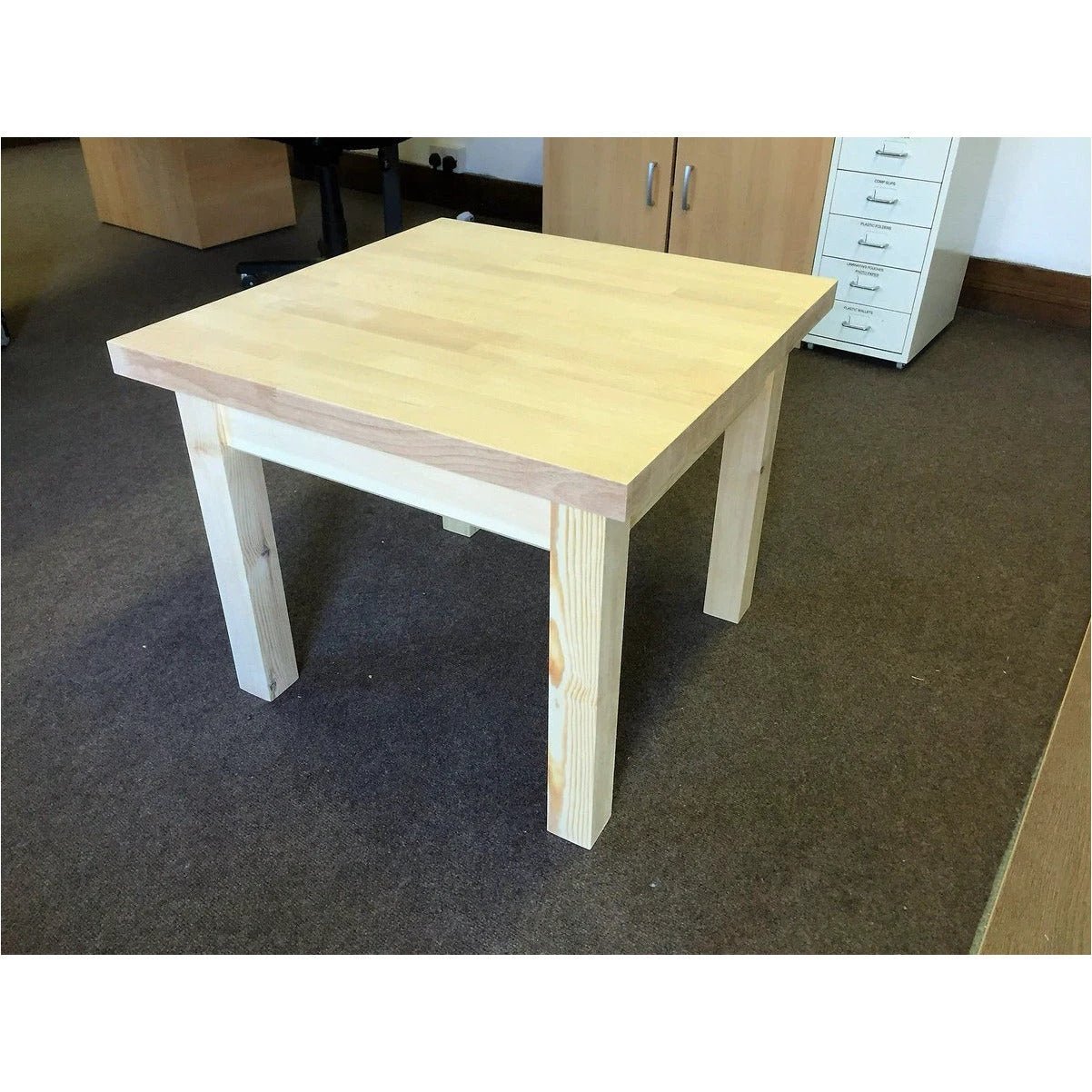 Planed Softwood Timber 25x225mm (1 x 9 inch) finished size 19x219mm - Armstrong Cheshire